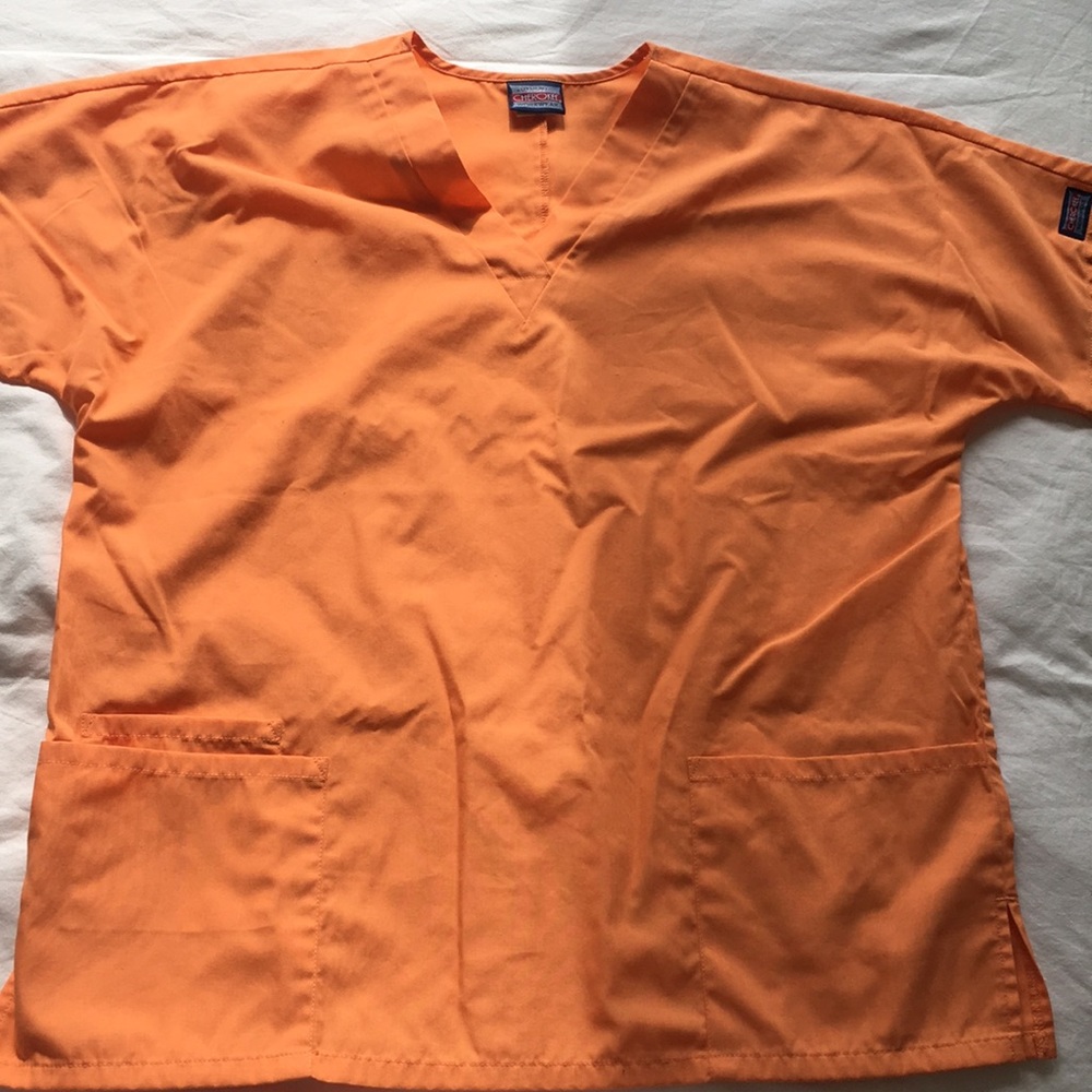 Cherokee nurses scrub top